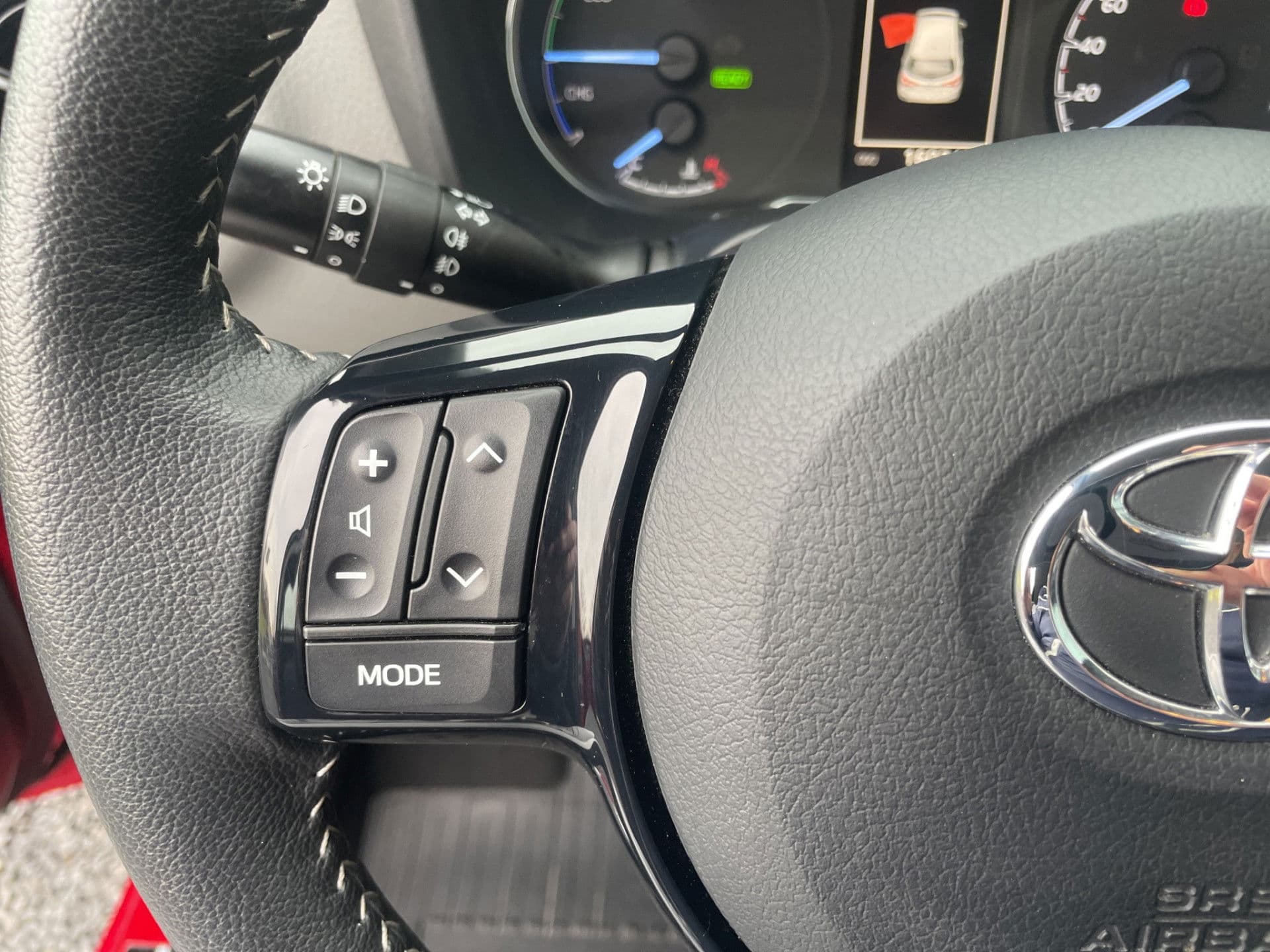 Toyota Yaris 1.5 Hybrid Active Climate | Cruise | Camera thumbnail 11