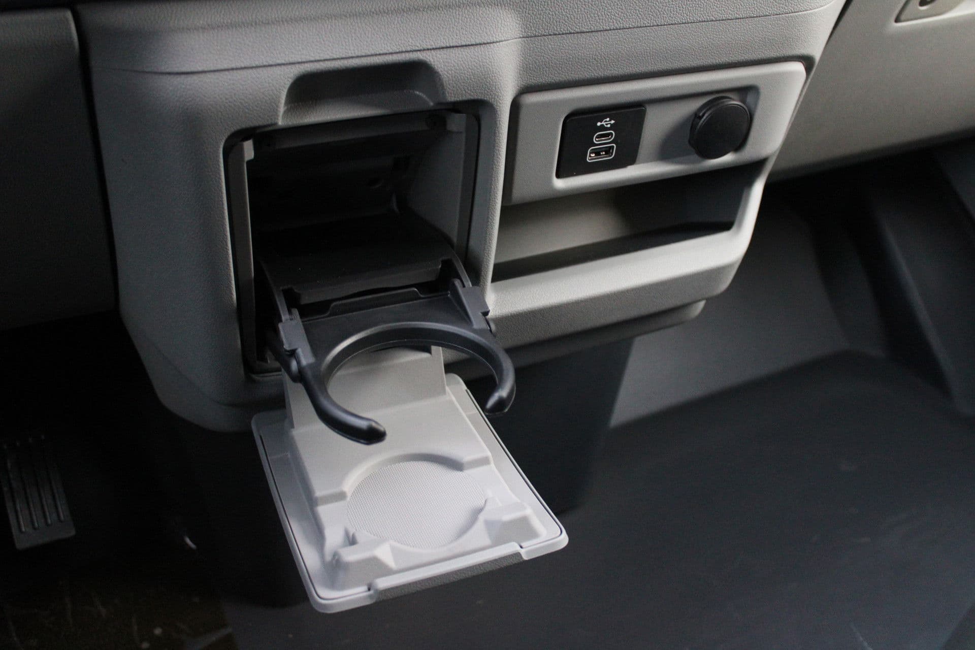 Ford Transit Custom 320 2.5 PHEV L2H1 Trend 232pk - 5 jaar GARANTIE - 2x Schuifdeur - Adaptive Cruise - Blind Spot - Navigatie - Camera - Verwarmd Stuur - Rijklaar thumbnail 35