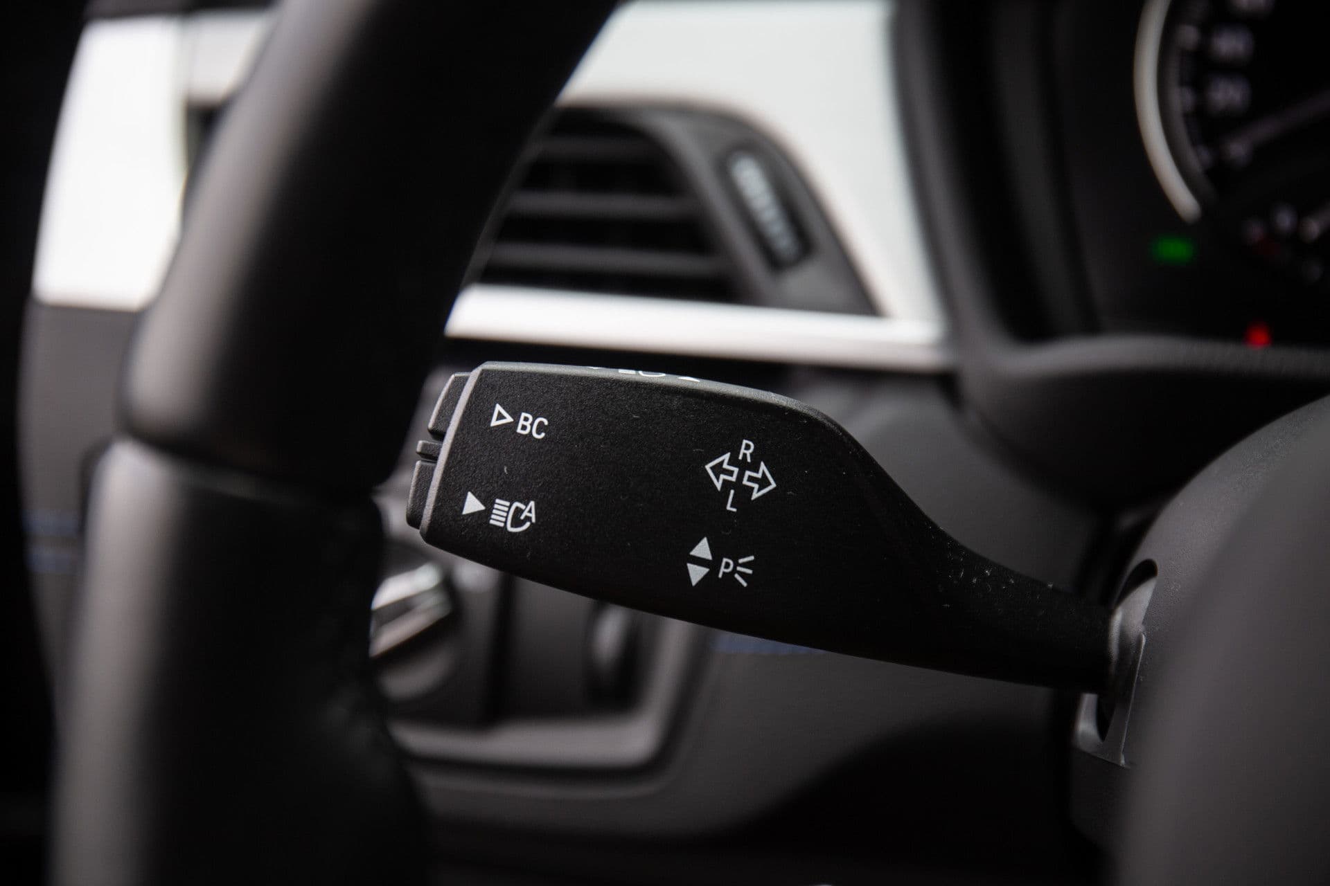 BMW X2 sDrive20i Business Edition , M-Sport, Panoramadak, Head-up display, BMW-Led thumbnail 15