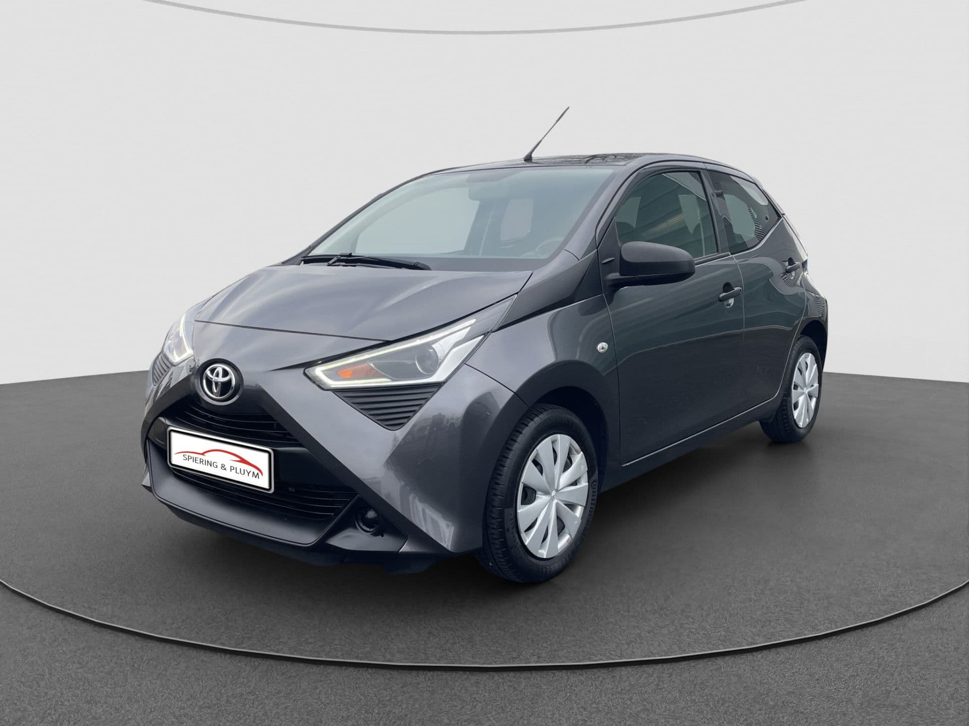 Toyota Aygo 1.0 VVT-i x-fun 5 Deurs | lage kmstand | Bluetooth thumbnail 4