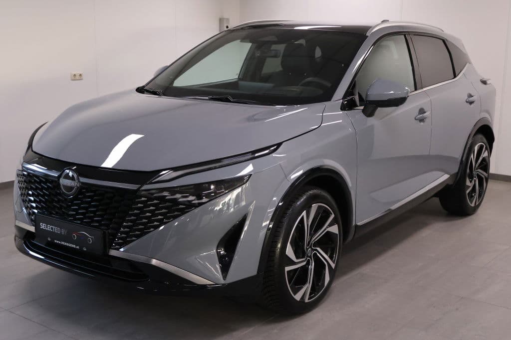 Nissan QASHQAI 1.3 MHEV X Tekna + | Pano | HUD