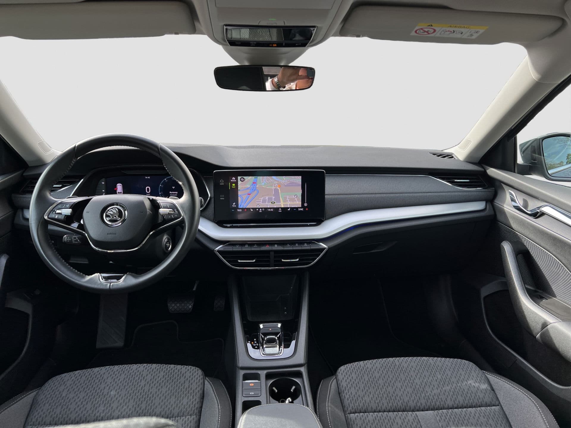 Škoda Octavia Combi 1.5 e-TSI Business Edition Plus | Camera | Dodehoek | Elek achterklep | thumbnail 2