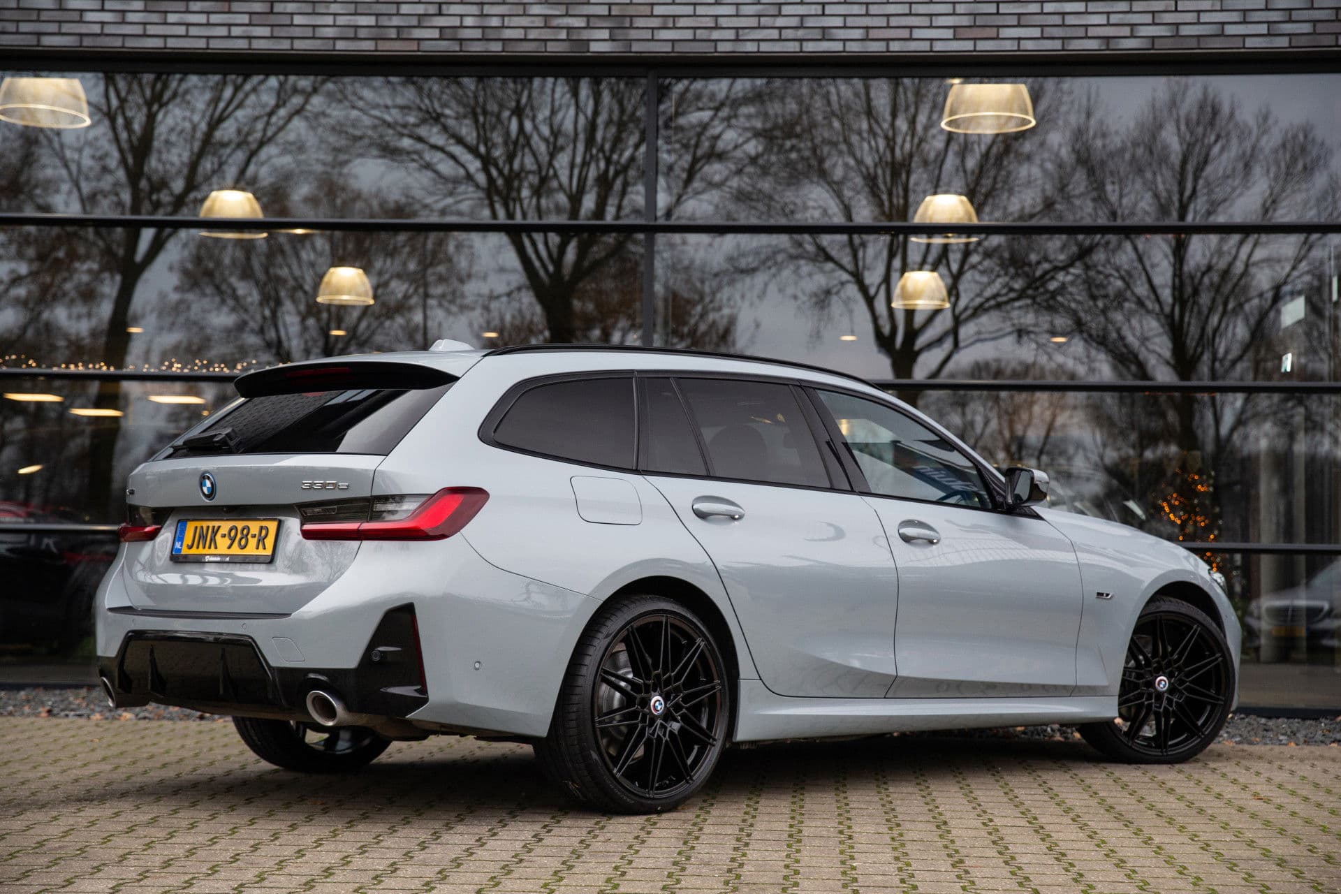 BMW 3 Serie Touring 330e xDrive M-Sport , Panoramadak, Keyless entry, Head-up display, thumbnail 2