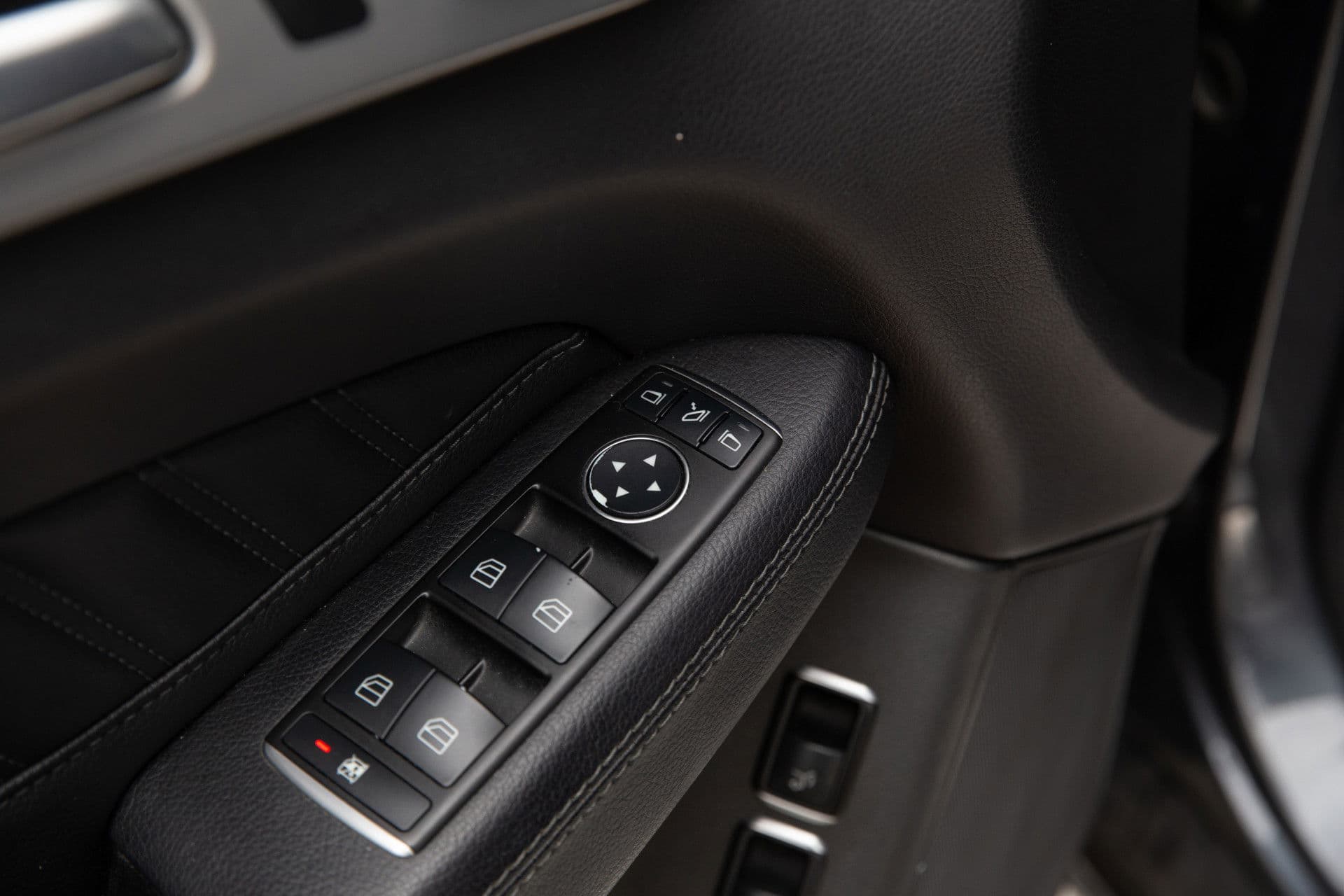 Mercedes-Benz GLE 500 e 4MATIC , Panoramadak, Luchtvering, AMG-Line thumbnail 19