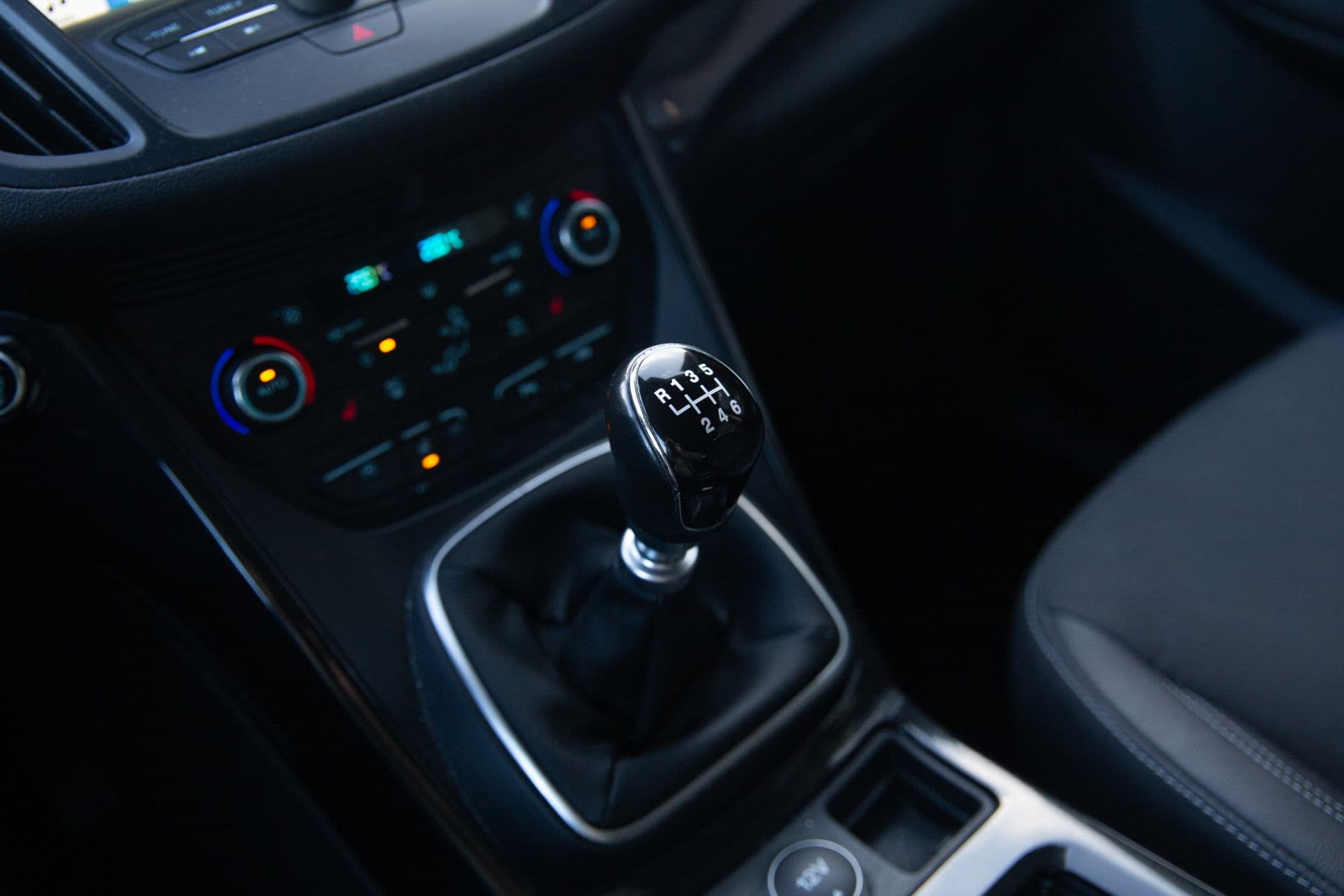 Ford Kuga 1.5 EcoBoost ST Line , Trekhaak, Stoel/stuurverwarming, thumbnail 6