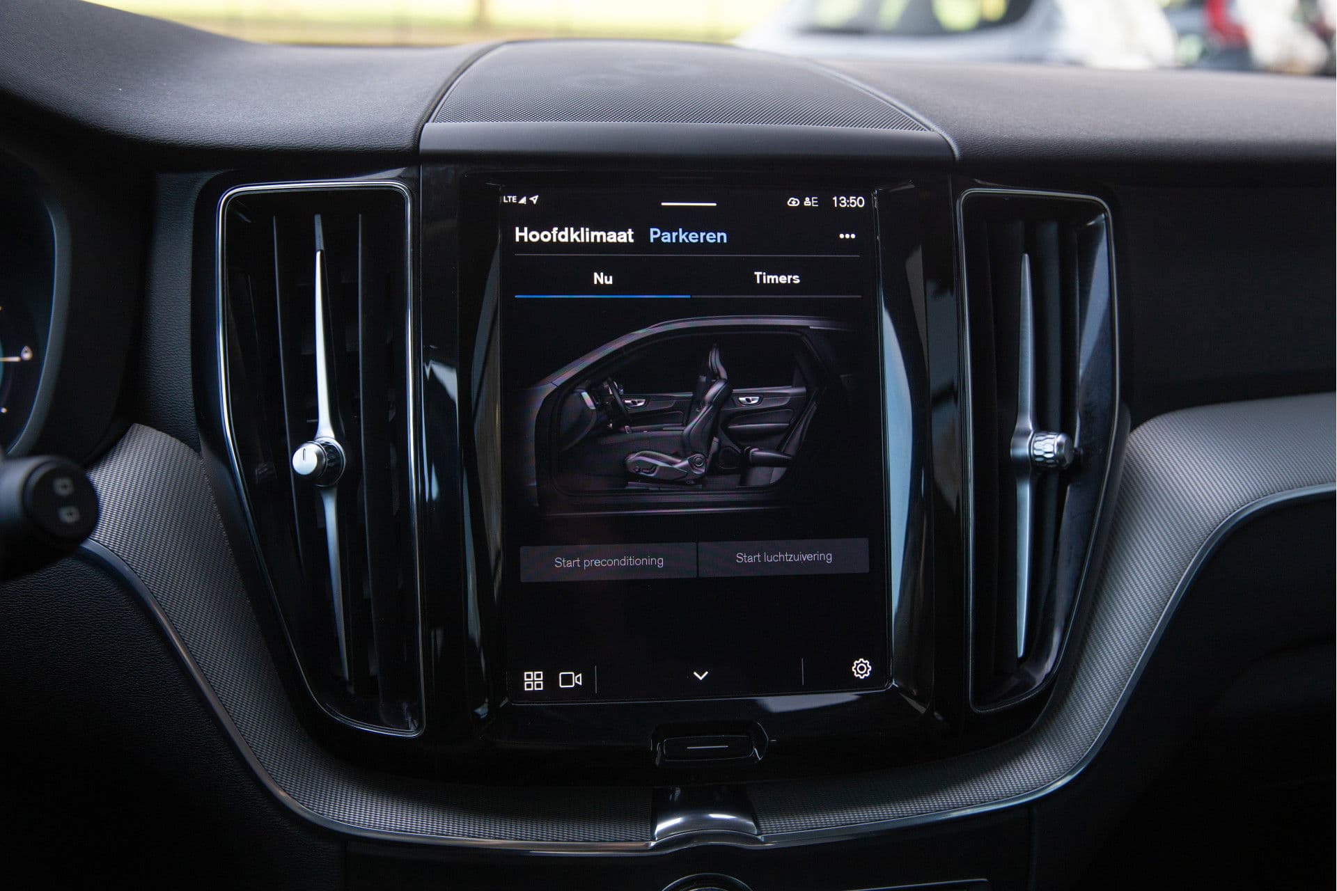 Volvo XC60 2.0 T6 Plug-in hybrid AWD Plus Dark , Panoramadak, Keyless entry, Carplay, thumbnail 20