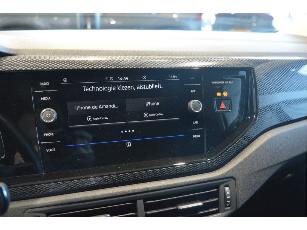 Volkswagen Polo 1.0 TSI Life Edition carplay camera led pdc 95 pk !! thumbnail 18