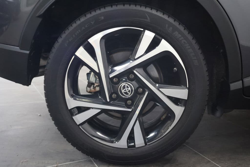 Toyota C-HR 1.8 Hybrid Dynamic thumbnail 25