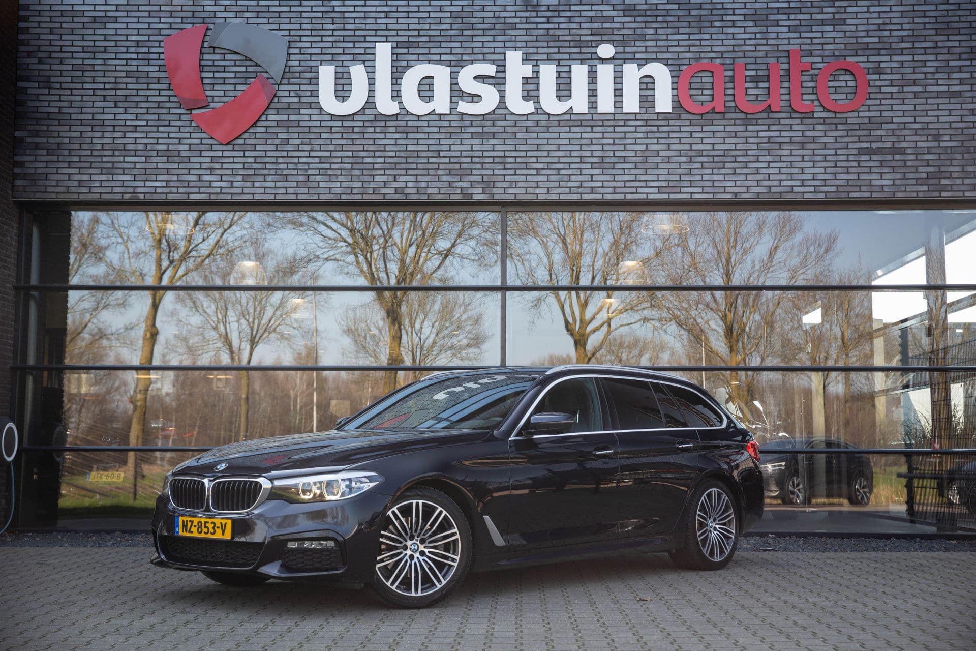 BMW 5 Serie Touring 520d Executive, , M-sport, Trekhaak, Navigatie, BMW Display Key, Origineel Nederlands
