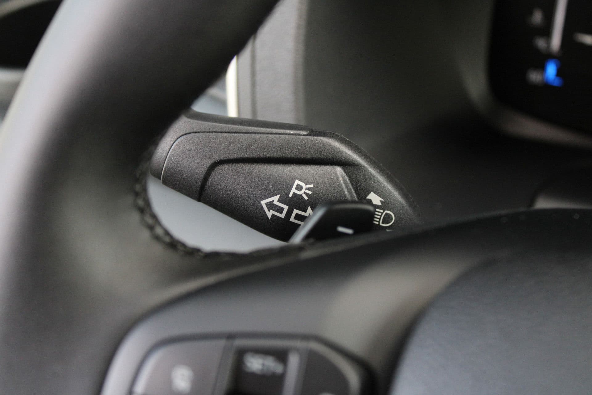 Ford Transit 350 2.0 TDCI L2H2 Limited 165pk - 2x Schuifdeur - Navi - 360 Camera - Adaptive Cruise - Xenon - Blind Spot - Rijklaar thumbnail 12