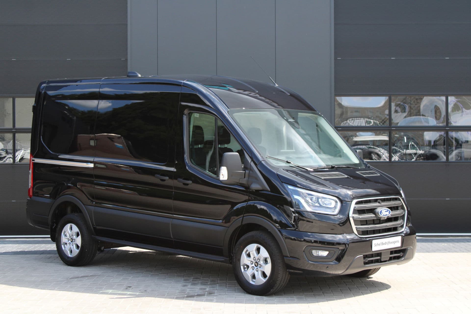 Ford Transit 350 2.0 TDCI L2H2 Limited 165pk - 2x Schuifdeur - Navi - 360 Camera - Adaptive Cruise - Xenon - Blind Spot - Rijklaar thumbnail 26