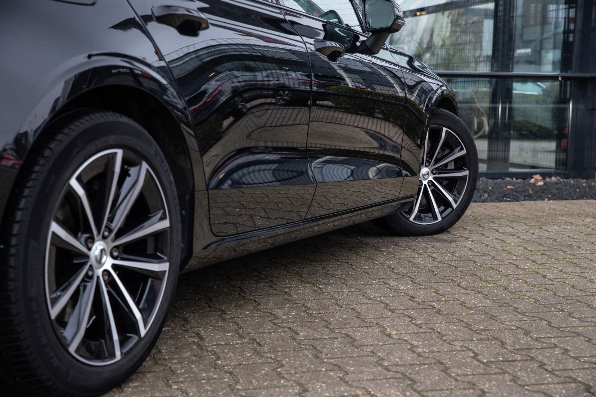 Volvo V60 2.0 T6 Plug-in hybrid AWD Plus Bright , Panoramadak, Adap. cruise, Stoel/stuurverwarming, thumbnail 9