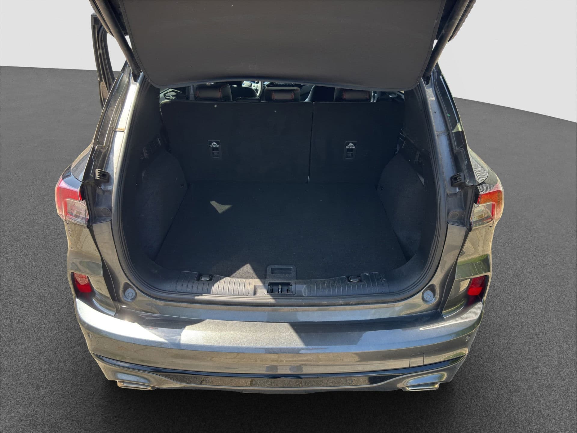 Ford Kuga 2.5 PHEV ST-Line X | Leder | 19" | Drive Ass. Pack | Winter pack thumbnail 25