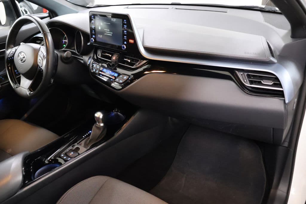 Toyota C-HR 1.8 Hybrid Dynamic thumbnail 11