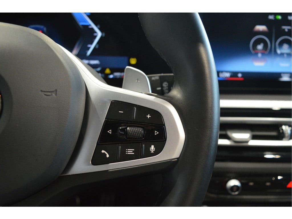 BMW 3 Serie Touring 320d M-SPORT pano camera led 18 inch 190 pk !! thumbnail 18