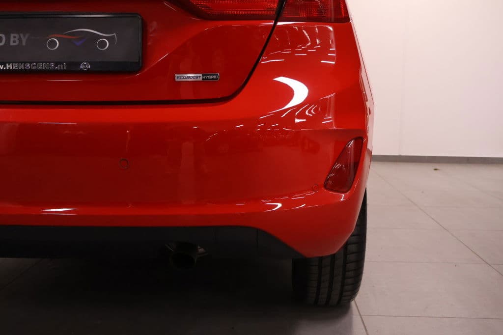 Ford Fiesta 1.0 EcoBoost Hybrid Titanium thumbnail 29