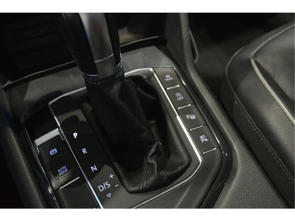 Volkswagen Tiguan 1.5 TSI ACT R-LINE navi camera leer pano trekhaak !! thumbnail 25