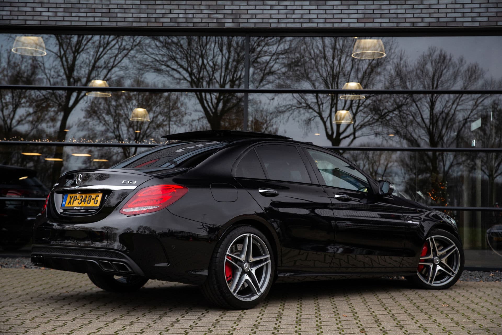 Mercedes-Benz C-Klasse C63 AMG , Panoramadak, Adaptieve Cruise, Memory, 360-camera thumbnail 2