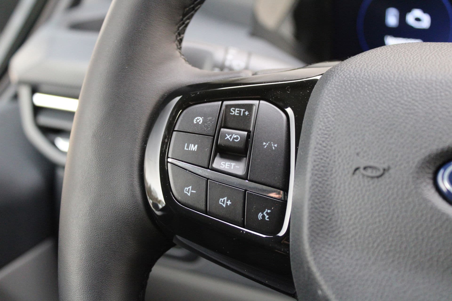 Ford Transit Custom 320 2.5 PHEV L2H1 Limited 232pk - 2x Schuifdeur - Trekhaak - Stoel/Stuurverwarming - ACC - Blindspot - Keyless - Rijklaar thumbnail 20