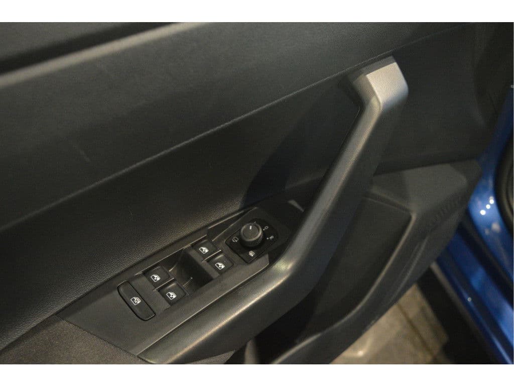 Volkswagen Polo 1.0 TSI Life Edition carplay camera led pdc 95 pk !! thumbnail 12