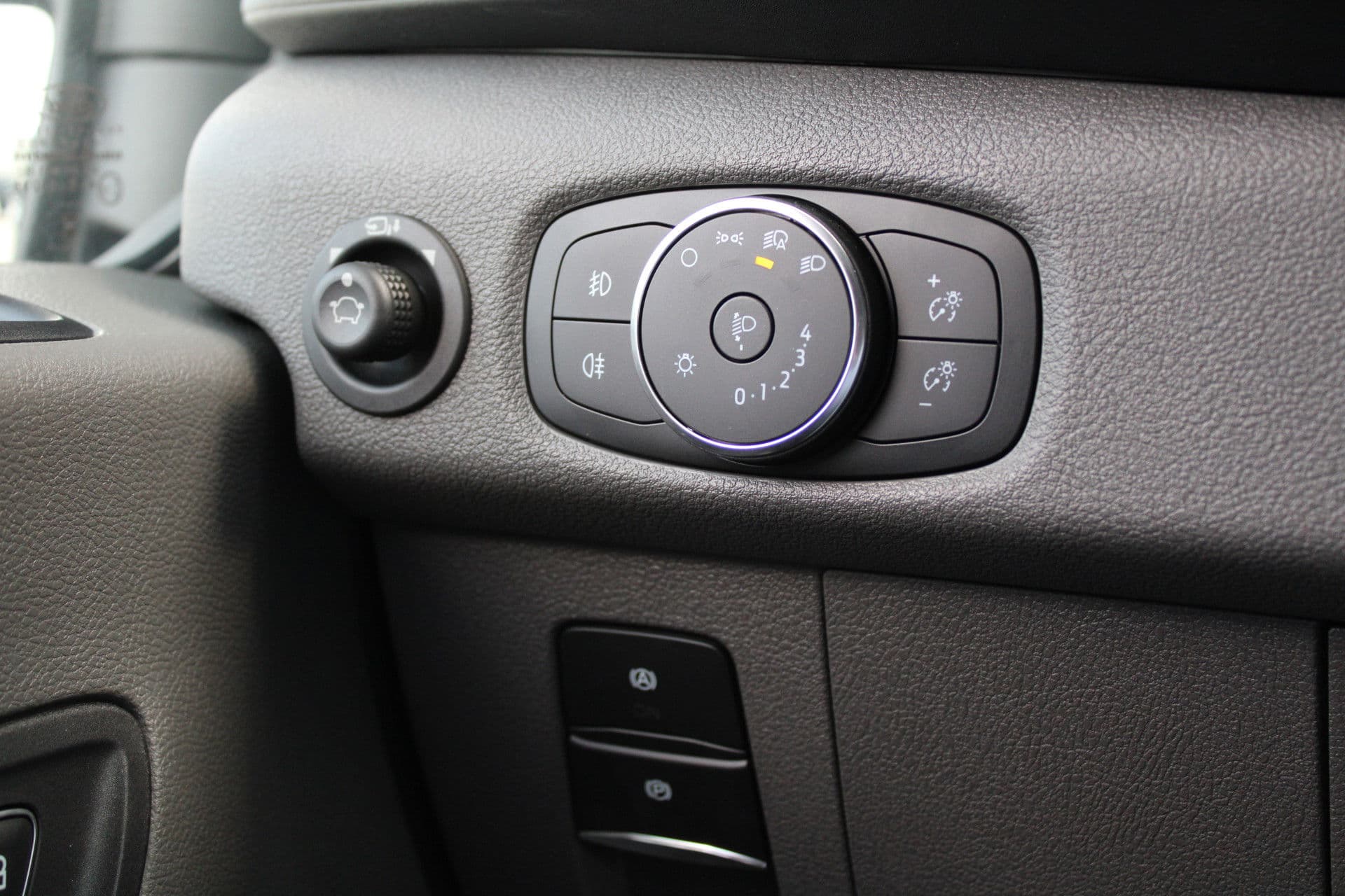 Ford Transit 350 2.0 TDCI L2H2 Limited 165pk - 2x Schuifdeur - Navi - 360 Camera - Adaptive Cruise - Xenon - Blind Spot - Rijklaar thumbnail 10