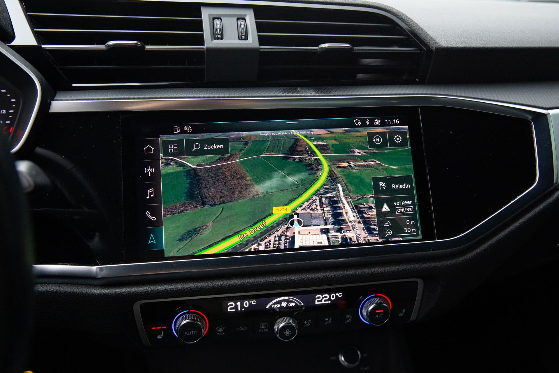 Audi Q3 35 TFSI S Line Pro Line , Stoelverwarming, Led, Cruise thumbnail 15