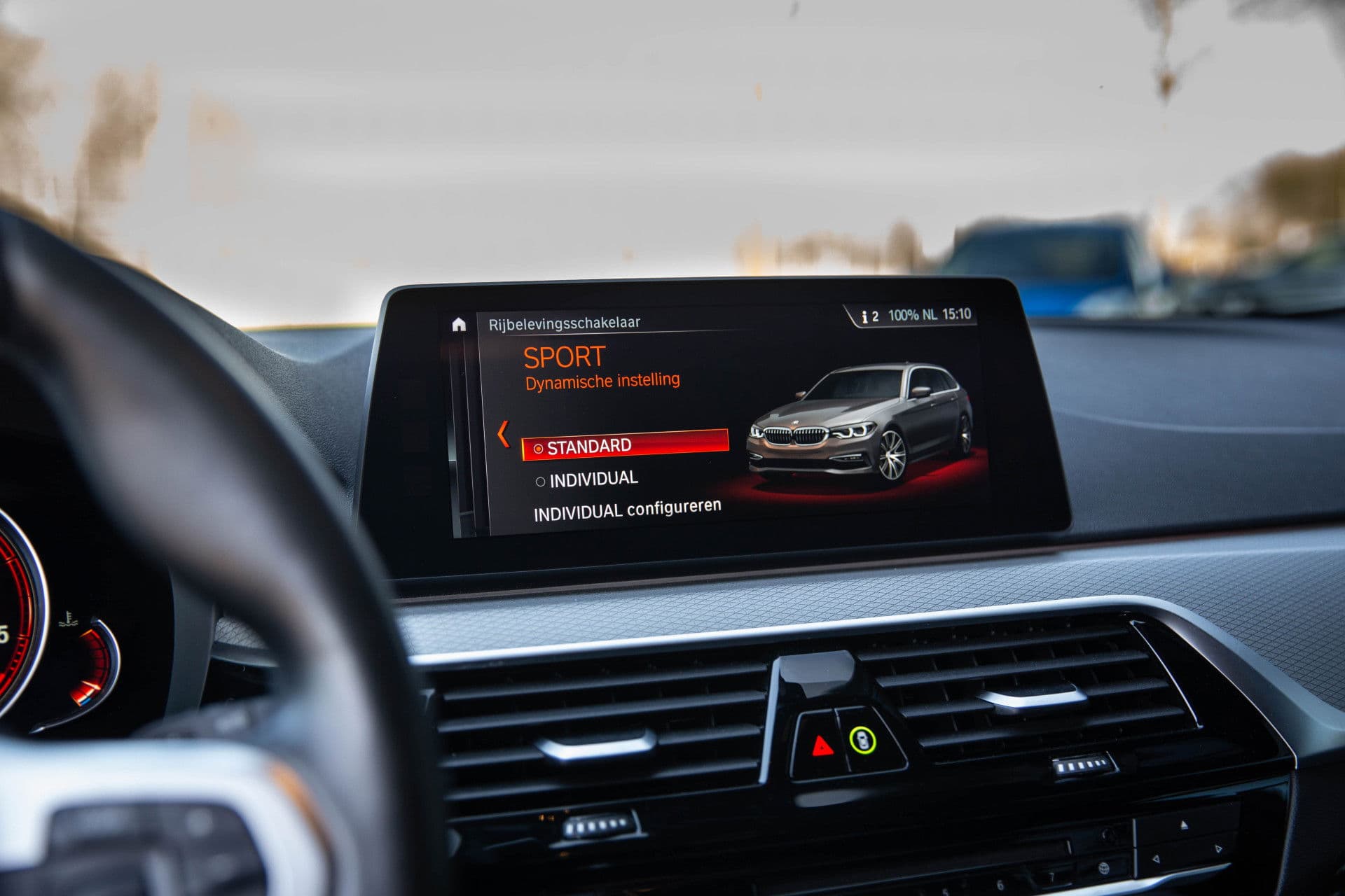 BMW 5 Serie Touring 520d Executive, , M-sport, Trekhaak, Navigatie, BMW Display Key, Origineel Nederlands thumbnail 23