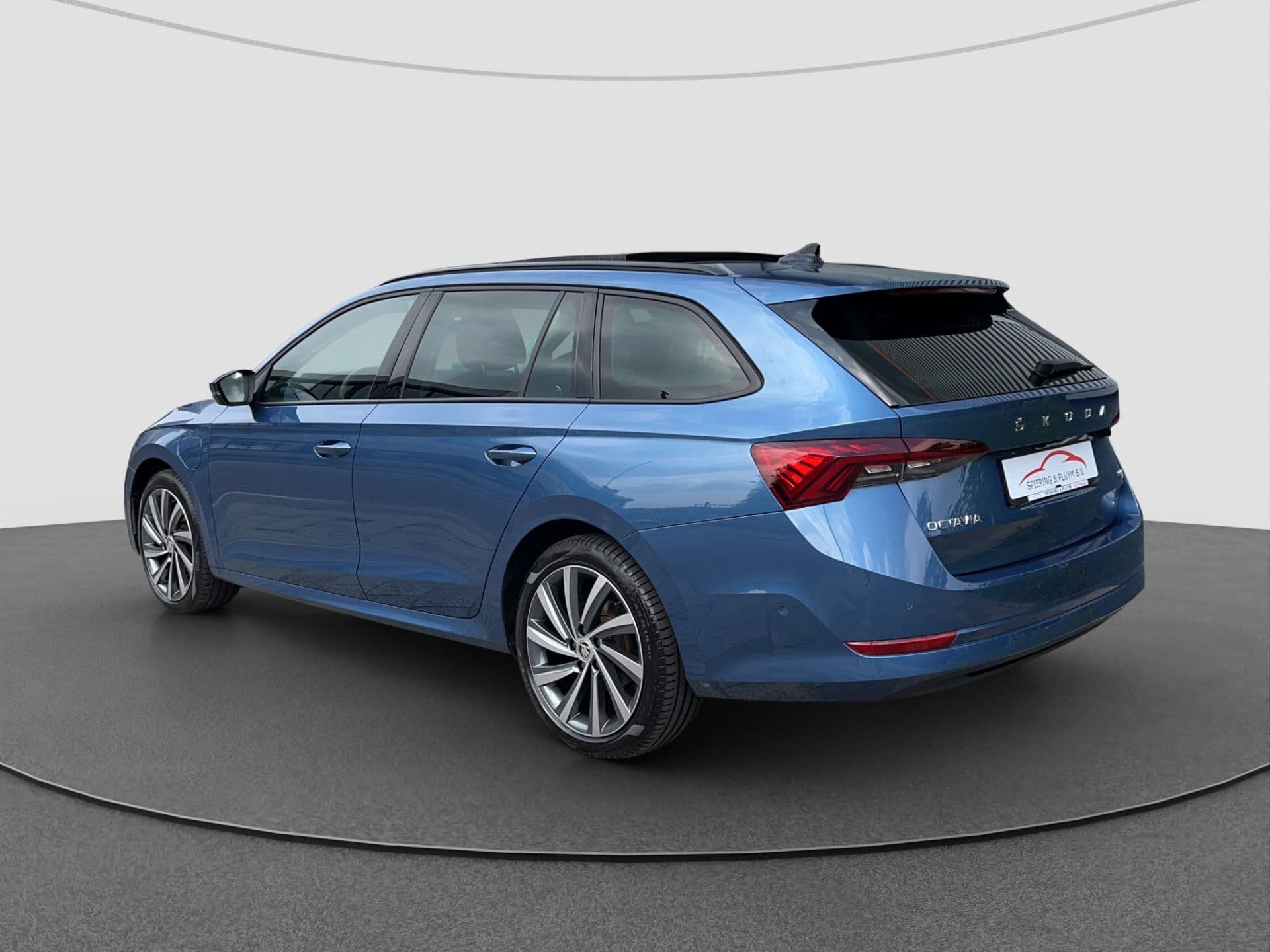 Škoda Octavia Combi 1.4 TSI iV PHEV Business Edition Plus | Panorama | Keyless | Memory stoel thumbnail 8