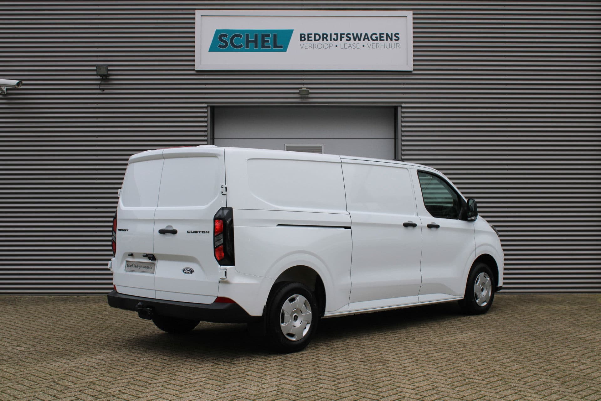 Ford Transit Custom 320 2.0 TDCI L2H1 Trend 136pk - 2x Schuifdeur - LED koplampen - Carplay - Android - Camera - Stoelverwarming - 70l tank - Rijklaar thumbnail 5