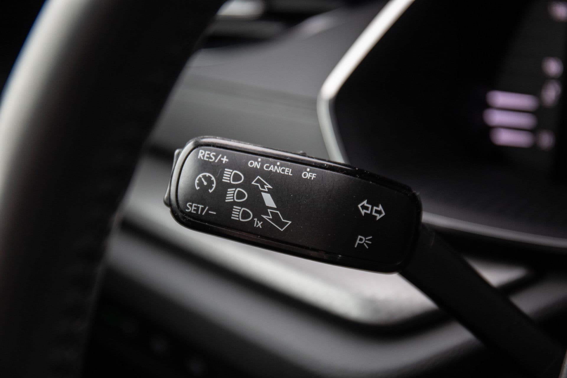 Škoda Octavia Combi 1.0 e-TSI Business Edition , Virtual cockpit, Cruise, Carplay, NL-Auto, thumbnail 11