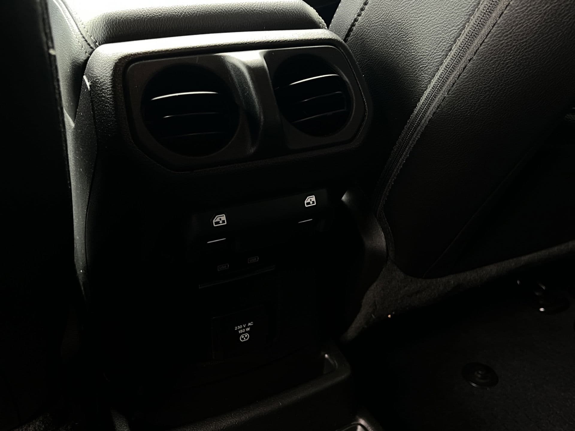 Jeep Wrangler Unlimited 4xe 380 Sahara | Camera | Alpine | LED bar | Stuur verwarming | thumbnail 35