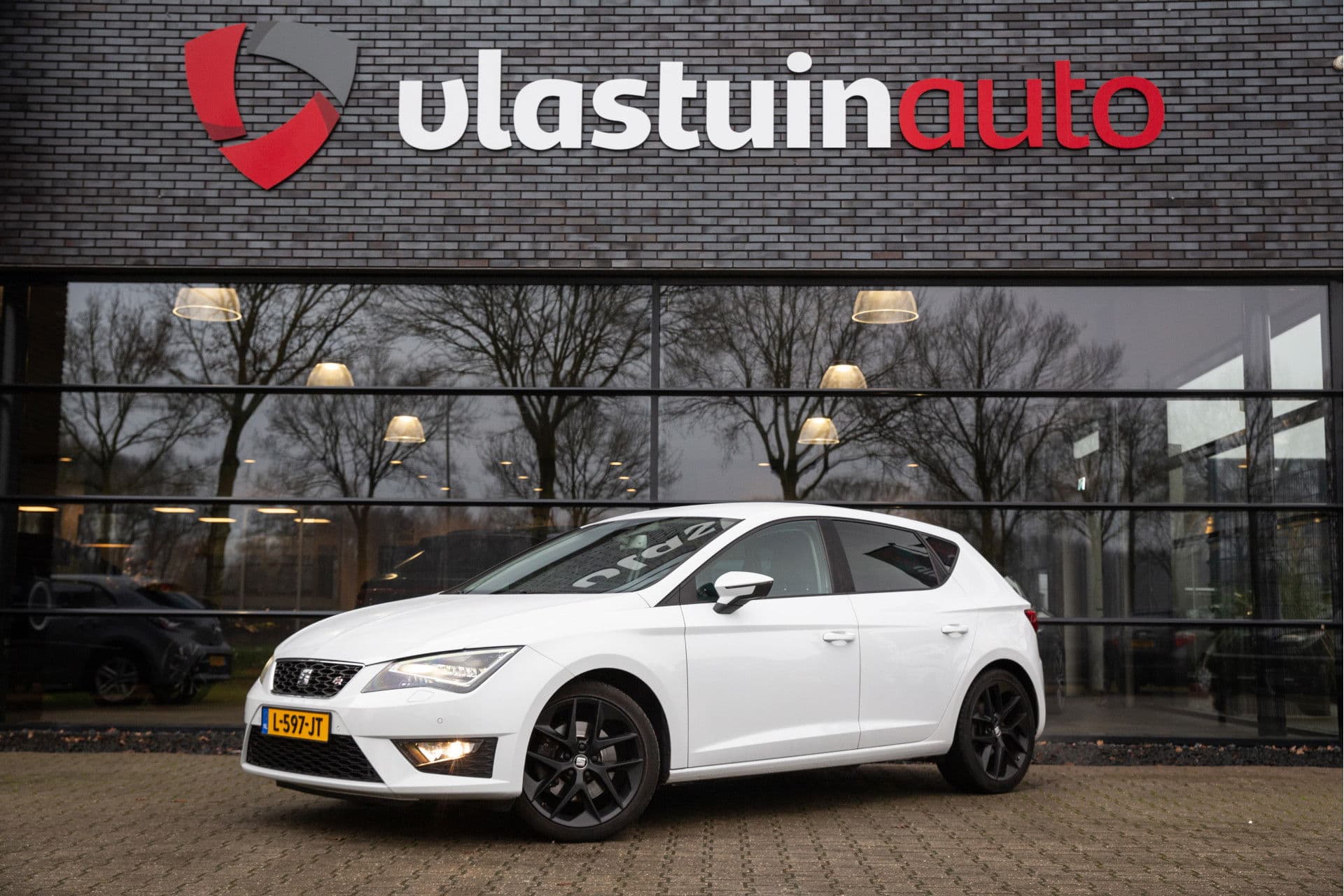 SEAT Leon 1.8 TSI FR Business , Stoelverwarming, SEAT Sound, Alcantara
