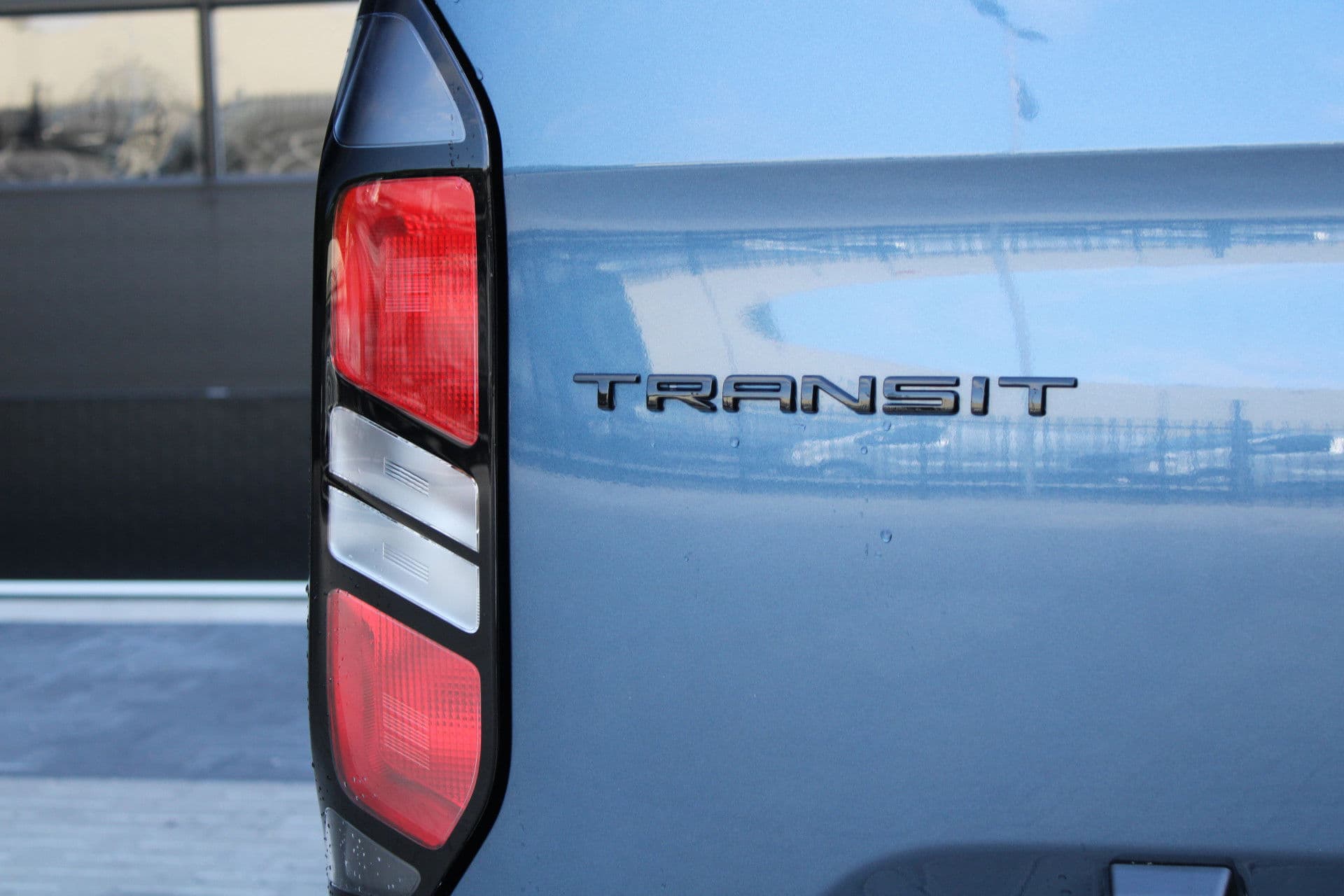 Ford Transit Custom 320 2.0 TDCI L2H1 Trend 136pk - 2x Schuifdeur - Carplay - Android - Camera - Trekhaak - Stoelverwarming -70l tank - Rijklaar thumbnail 13