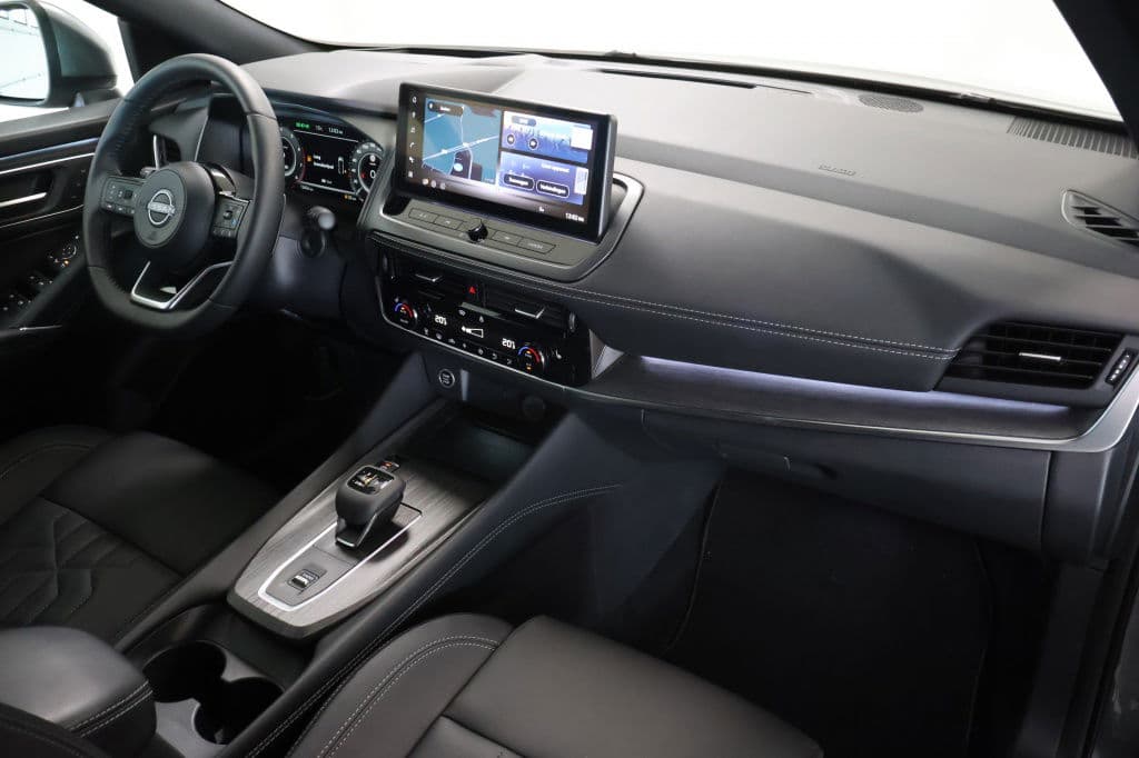 Nissan QASHQAI 1.3 MHEV X Tekna Black Edition thumbnail 12