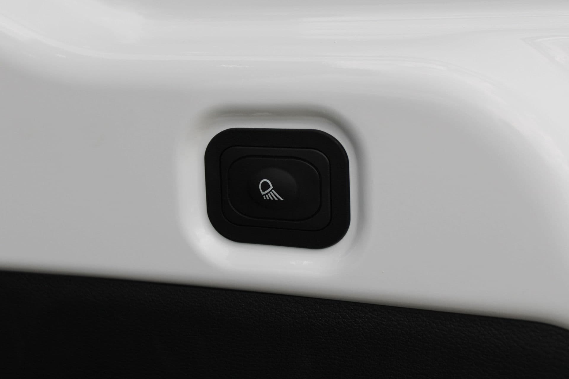 Ford Transit 350 2.0 TDCI L4H3 Trend 165pk RWD - Carplay - Android - Cruise - Camera - 270gr deuren - Rijklaar thumbnail 32