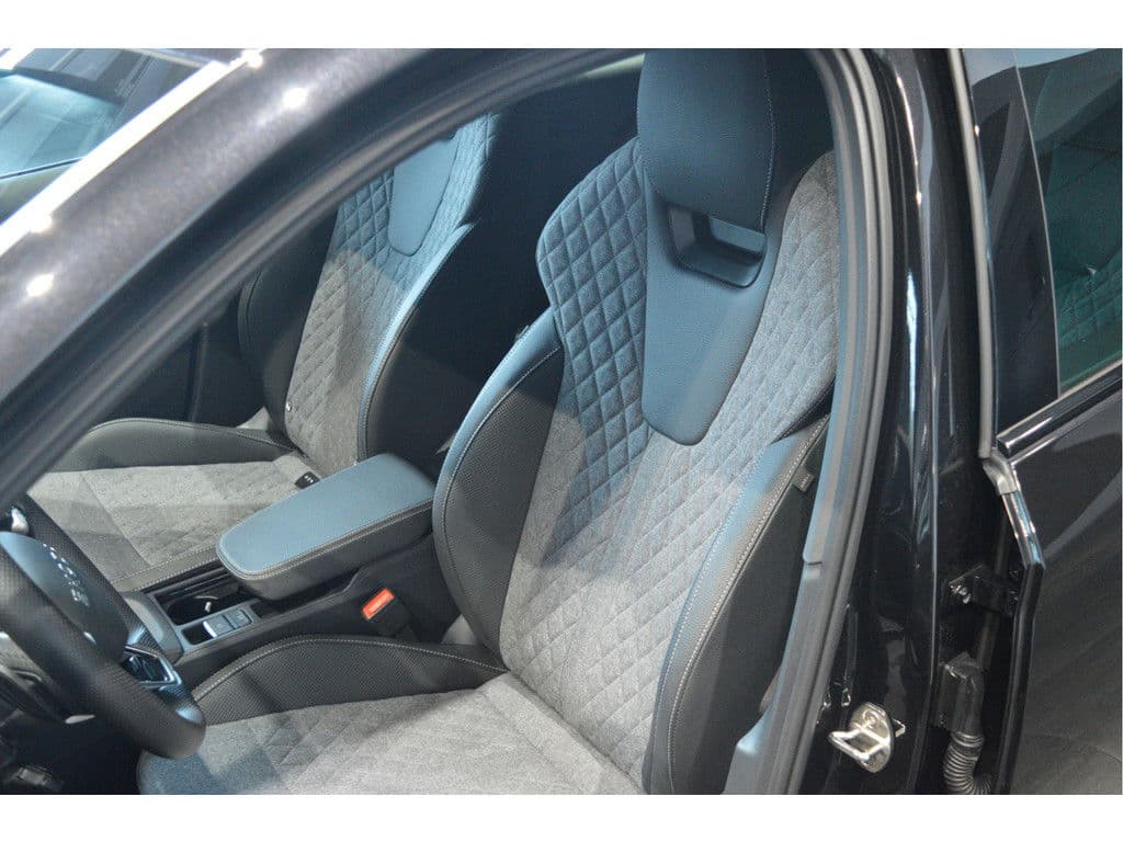 Škoda Octavia Combi 2.0 TDI Sportline navi camera led trekhaak 150 pk !! thumbnail 13