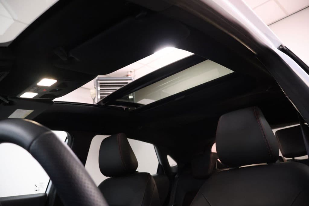 Ford Puma 1.0 EcoBoost Hybride ST-Line X | 155pk | Pano | Trekhaak thumbnail 9