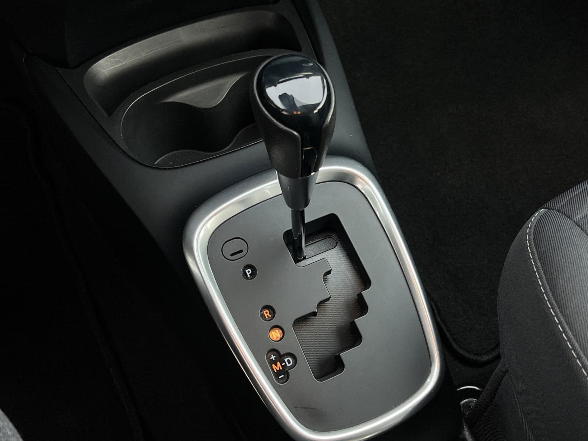 Toyota Yaris 1.5 VVT-i Active | Navi | Camera | Sport | thumbnail 19