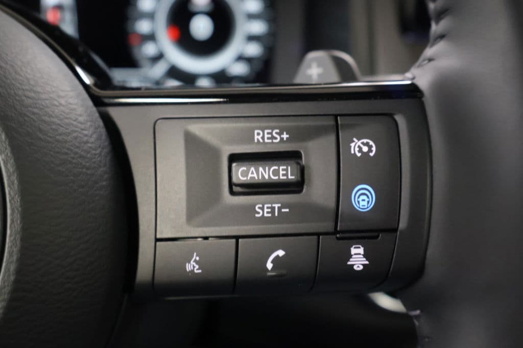 Nissan QASHQAI 1.3 MHEV X Tekna + | Pano | HUD thumbnail 22