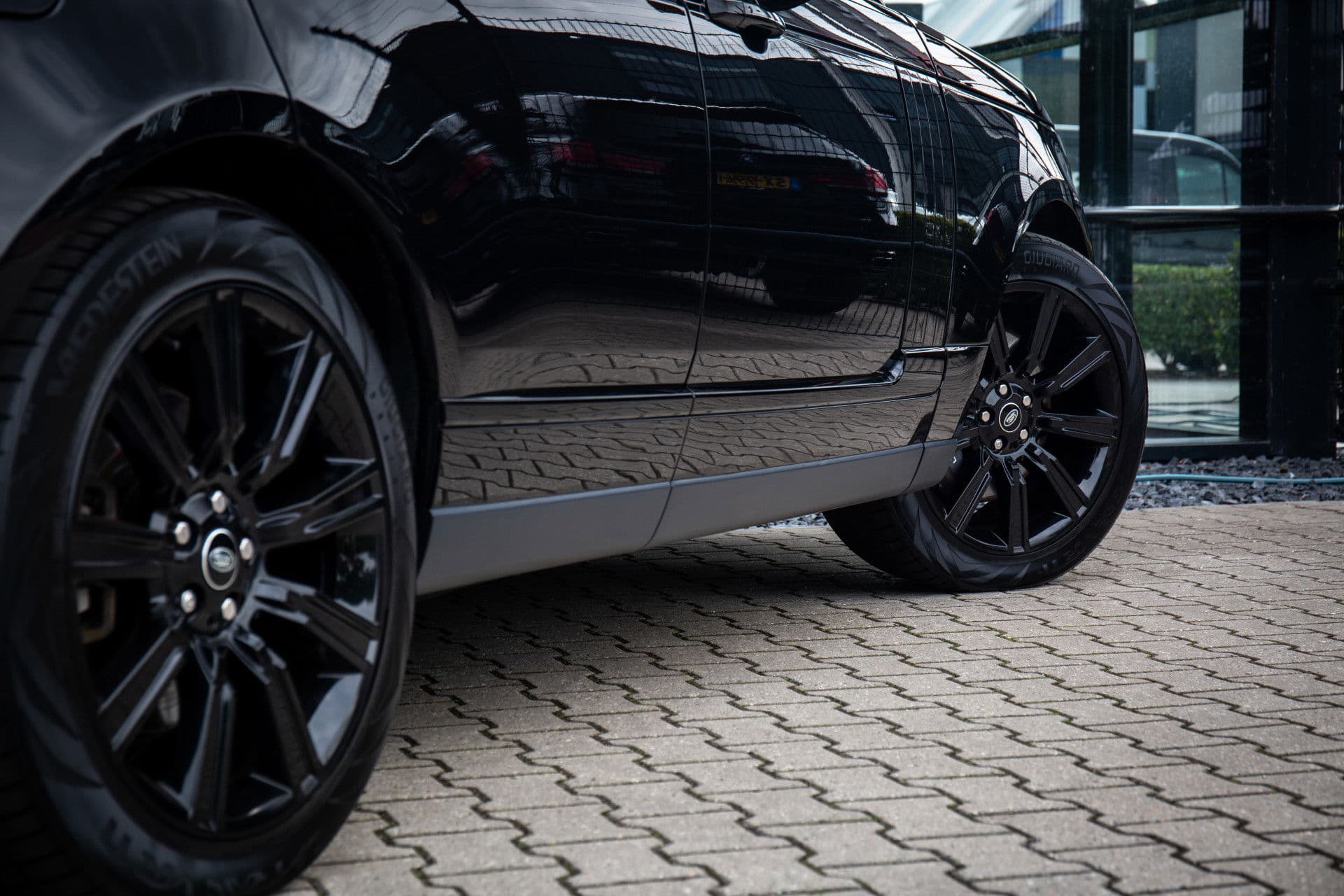 Land Rover Range Rover P400e Westminster , Sfeerverlichting, Trekhaak, Meridian, Stoelventilatie, Stuurverwarming, Alcantara hemel, thumbnail 6