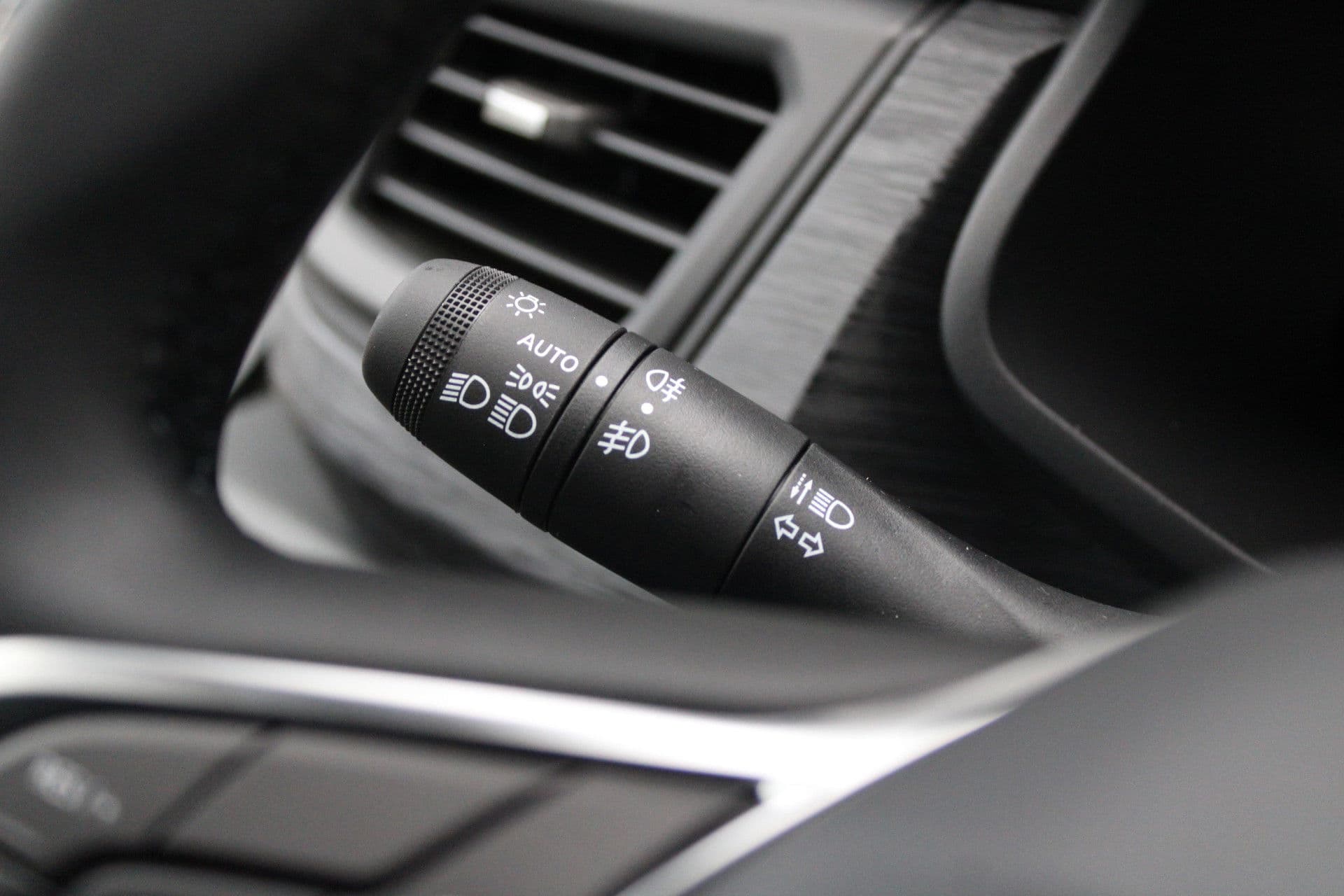 Renault Trafic 2.0 Blue dCi 130pk T29 L2H1 Advance Dubbele Cabine - Carplay - Android - 2x Schuifdeur - Passagiersstoel - Camera - LED - Rijklaar thumbnail 20