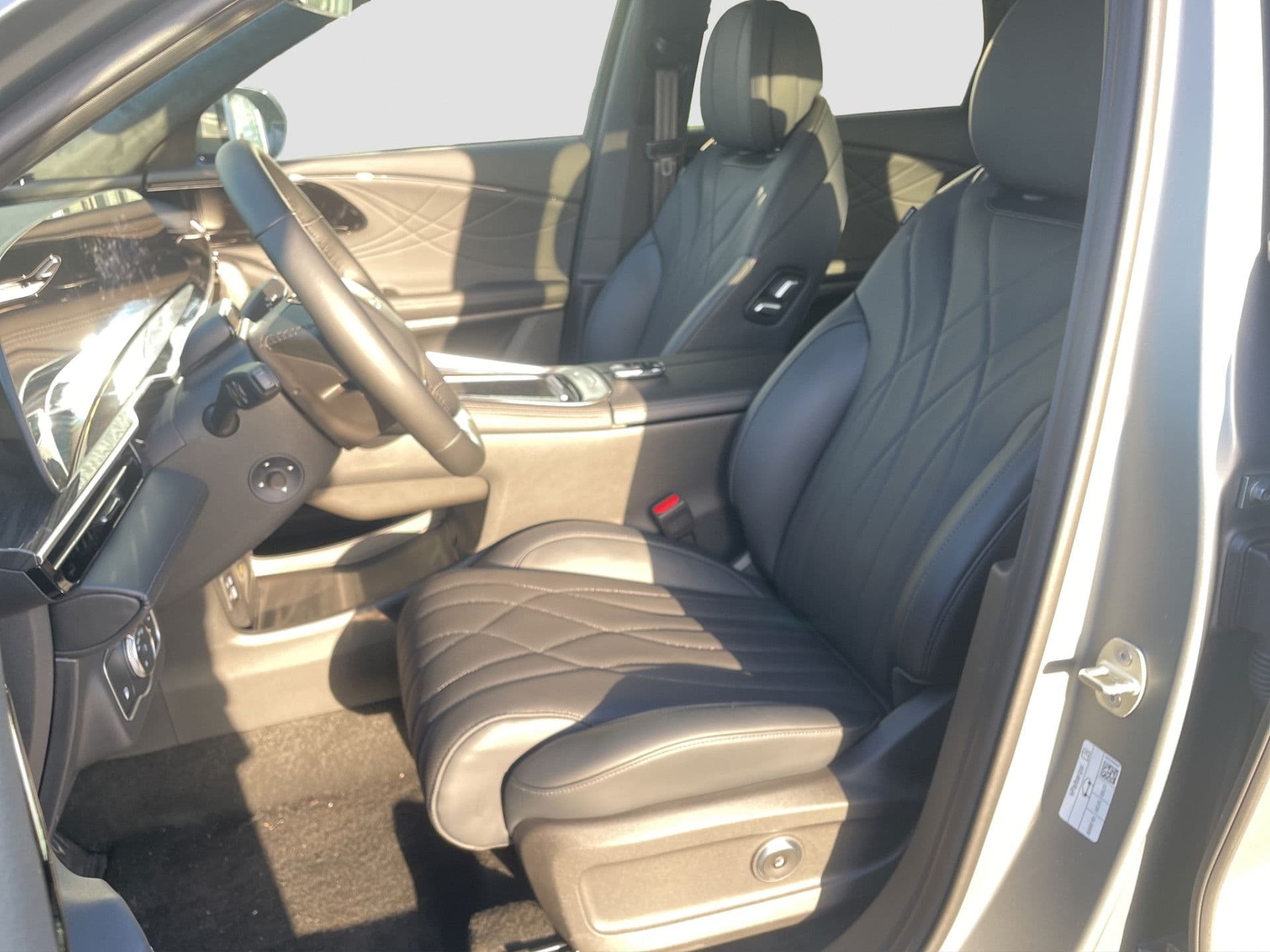 Omoda 9 1.5T-GDi SHS-P Premium | INRUILACTIE | Pano | 150km elektr. range thumbnail 10