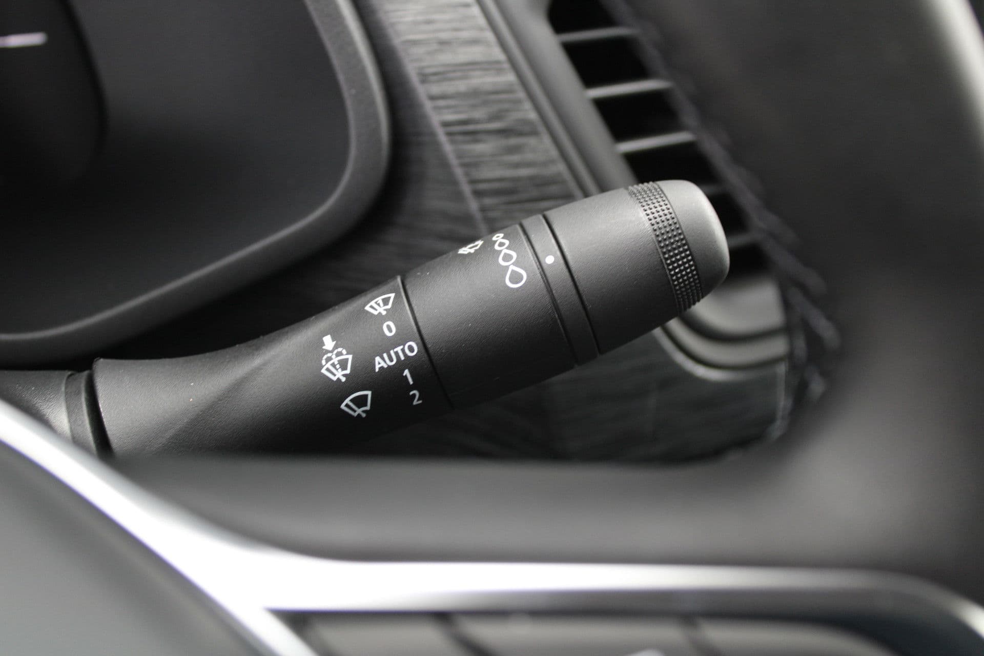 Renault Trafic 2.0 Blue dCi 150pk T30 L2H1 Advance - Achteruitrijcamera - Carplay - Android - Allseason - Trekhaak - Rijklaar thumbnail 15