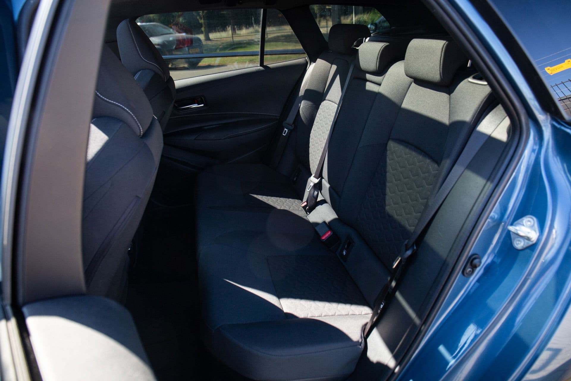 Toyota Corolla Touring Sports 2.0 Hybrid Style , Panoramadak, Adaptive cruise, Keyless entry, thumbnail 7