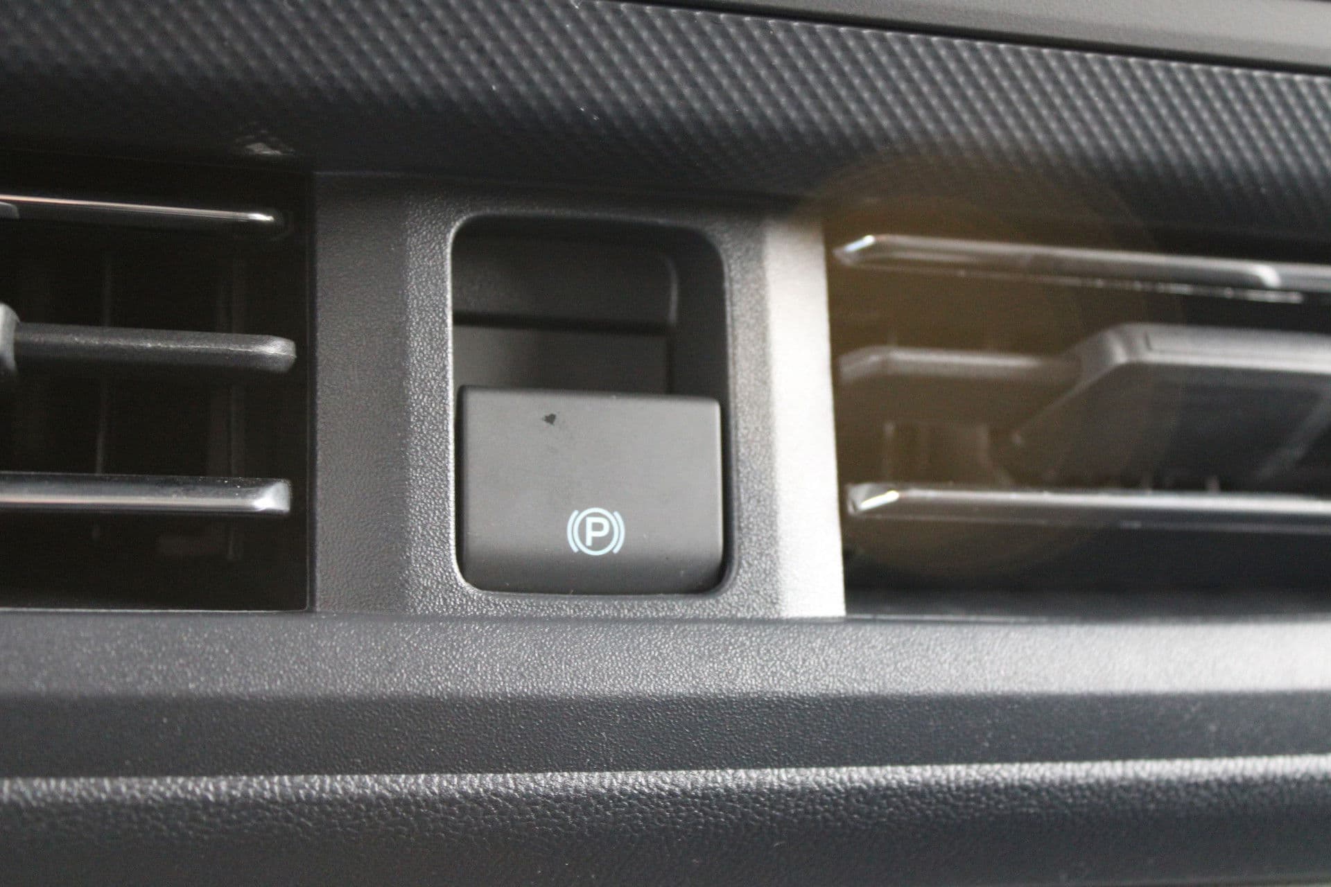 Ford E-Transit Custom 340 L2H1 Limited 65 kWh 218pk - 2x Schuif - LED - 360 Camera - B&O - ACC - Navi - Stoel/Stuurverwarming - Rijklaar thumbnail 40