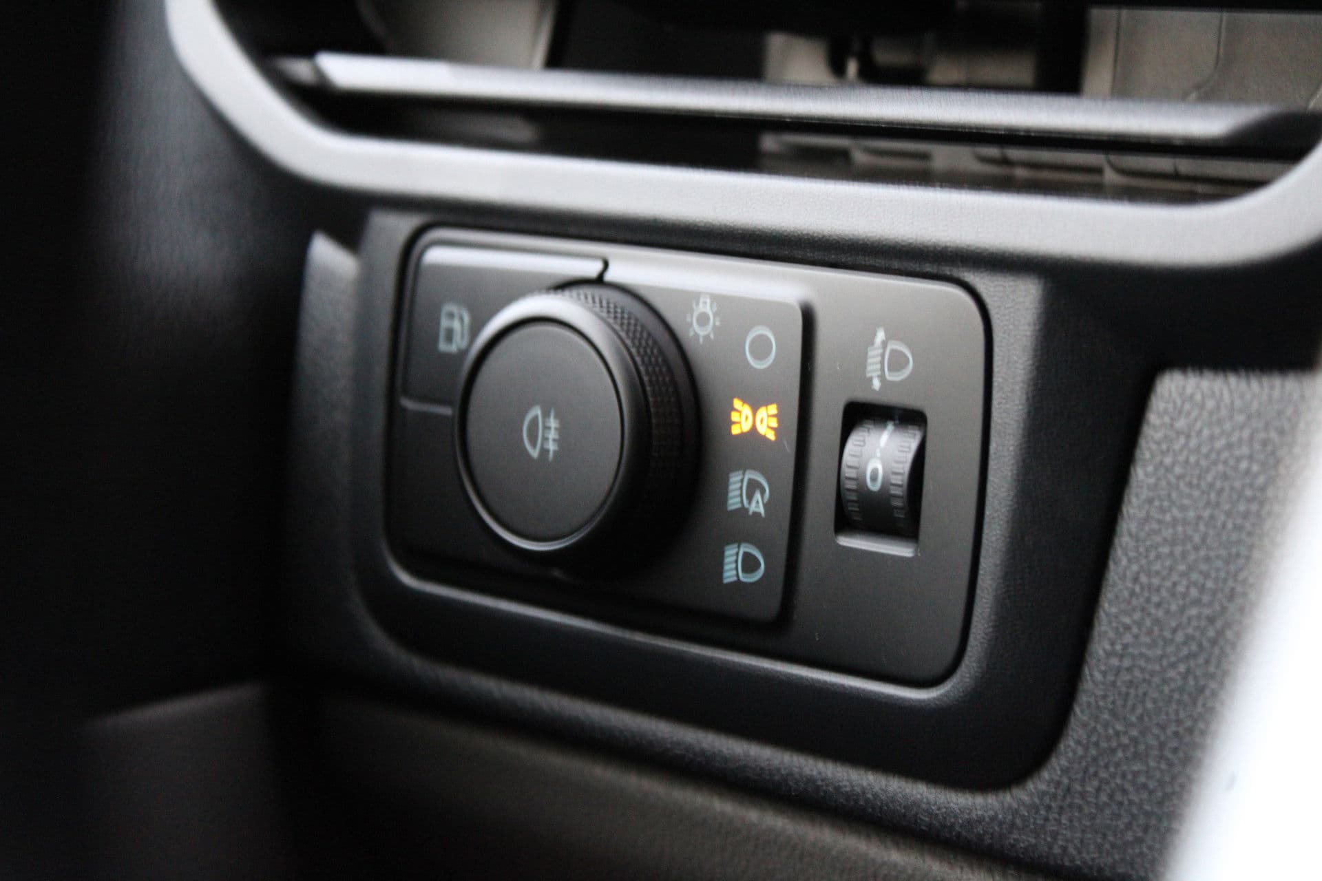 Ford Transit Custom 320 2.5 PHEV L2H1 Trend 232pk - 5 jaar GARANTIE - 2x Schuifdeur - Adaptive Cruise - Blind Spot - Navigatie - Camera - Verwarmd Stuur - Rijklaar thumbnail 20