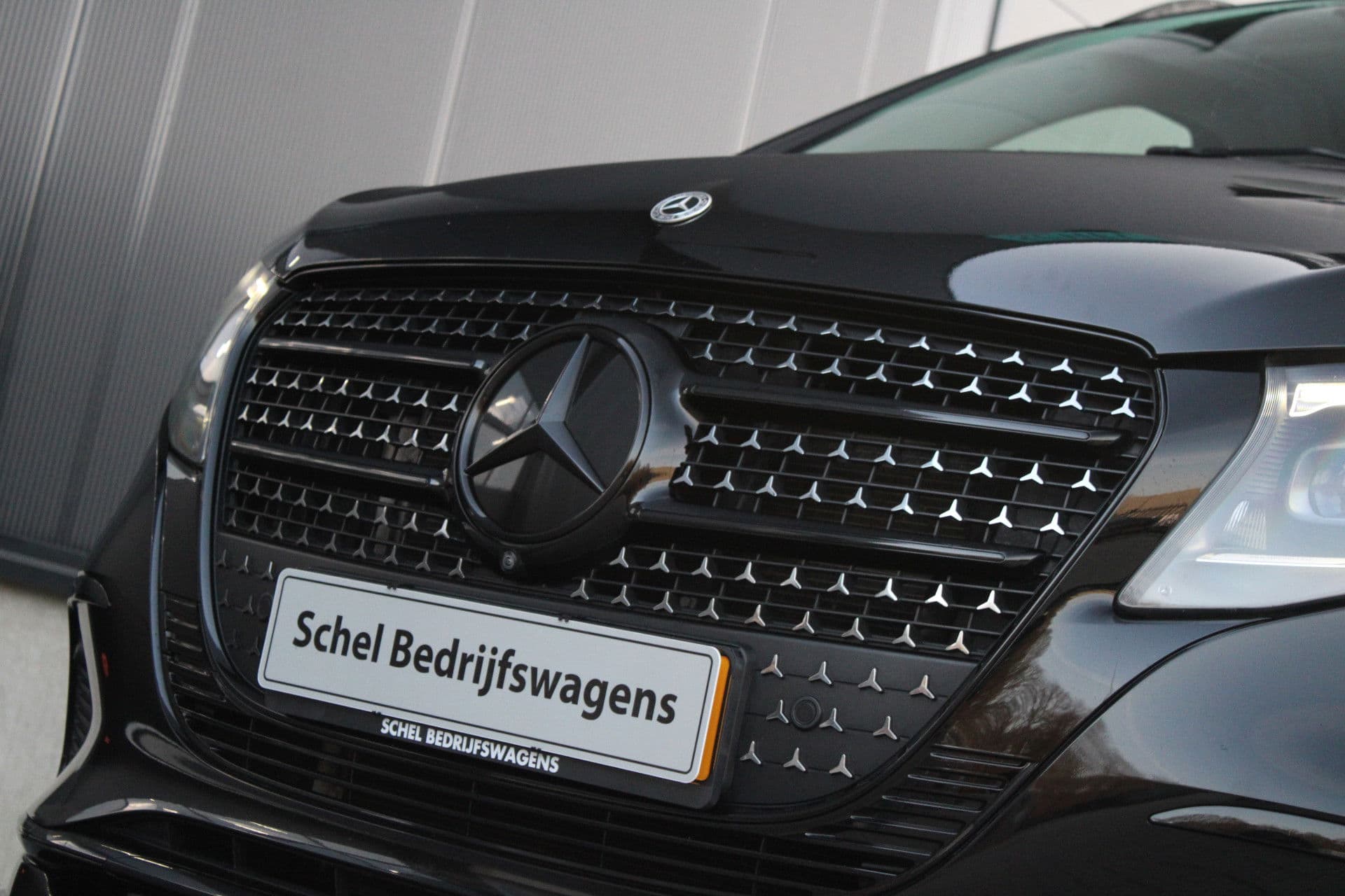 Mercedes-Benz V-Klasse 300d - Avantgarde - DC - 4-matic - 360 Cam - Multibeam - Elektrische schuifdeuren - Digitale spiegel - Volle auto - Rijklaar thumbnail 16