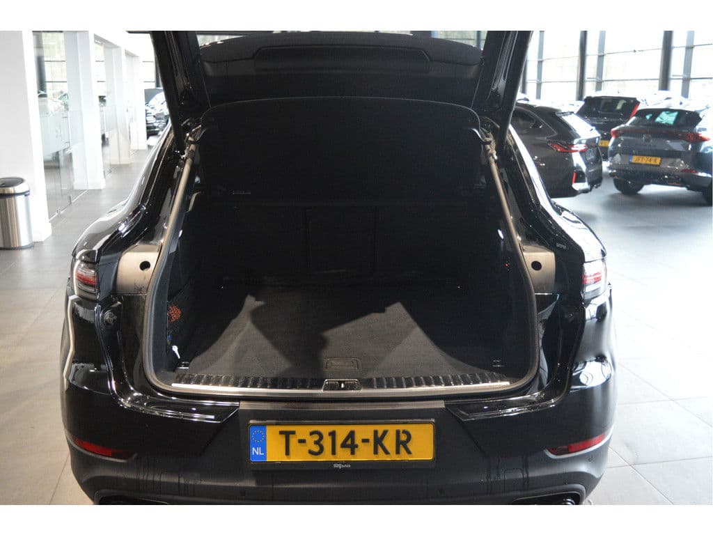 Porsche Cayenne Coupé 3.0 E-Hybrid Platinum Edition Bose pano trekhaak 22 inch !! thumbnail 6
