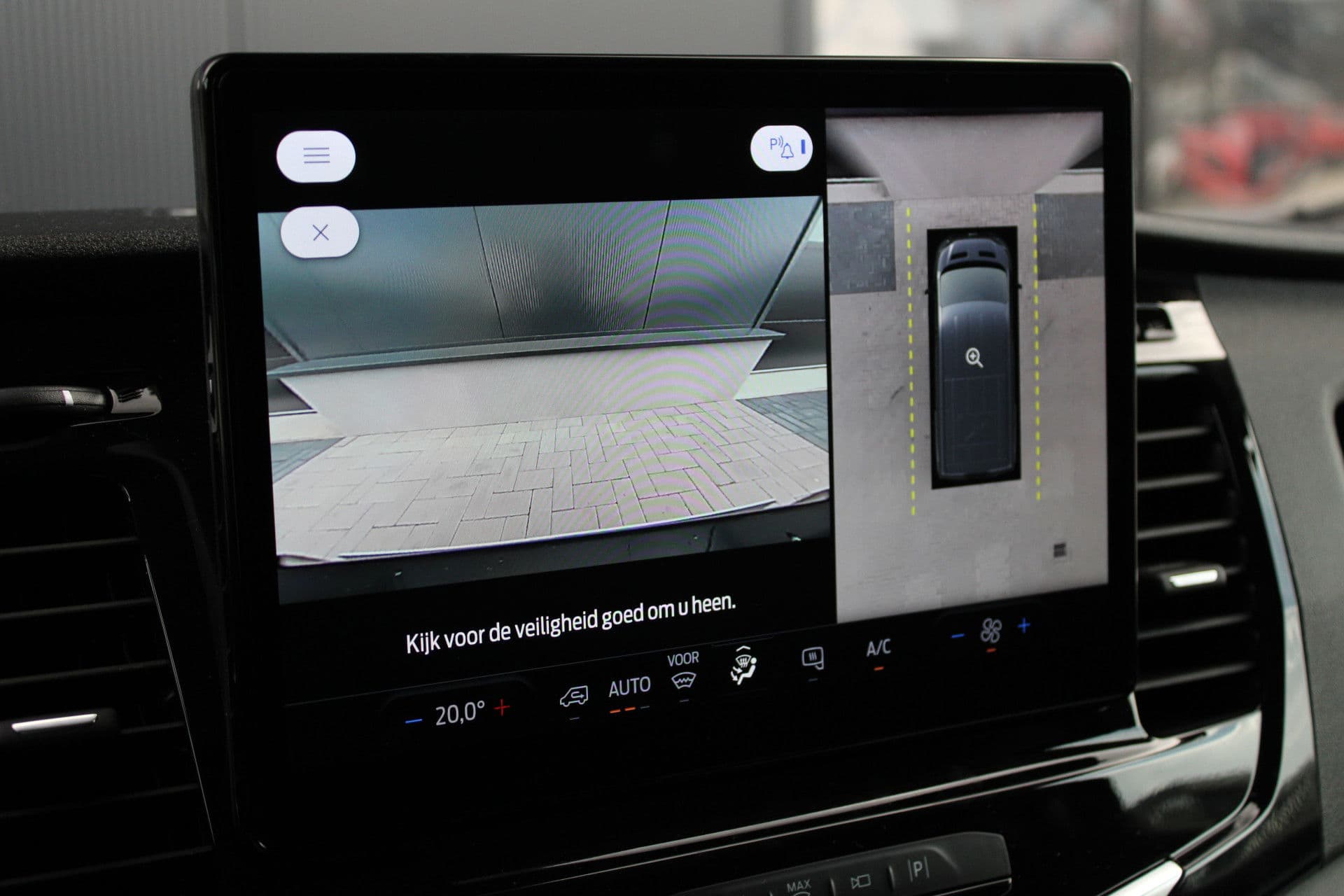 Ford Transit 350 2.0 TDCI L2H2 Limited 165pk - Adaptive Cruise - Xenon - Navi - Blind Spot - 360 camera - Rijklaar thumbnail 20