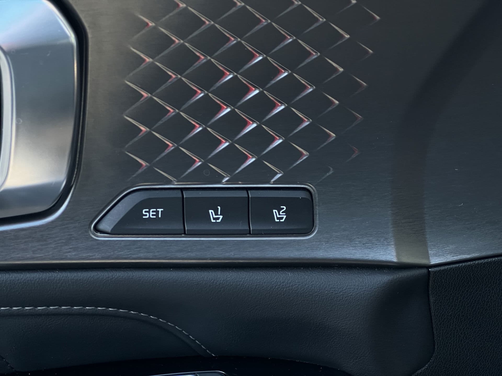 Kia Sorento 1.6 PHEV 4WD ExecutiveLine | Black Pack | Pano | Memory | Stoelverkoeling | Zwarte hemel | thumbnail 12